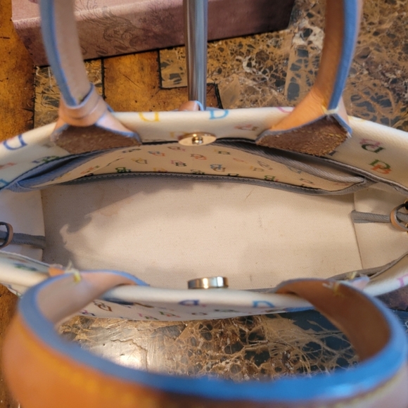 Dooney & Bourke vintage bag - Picture 7 of 16